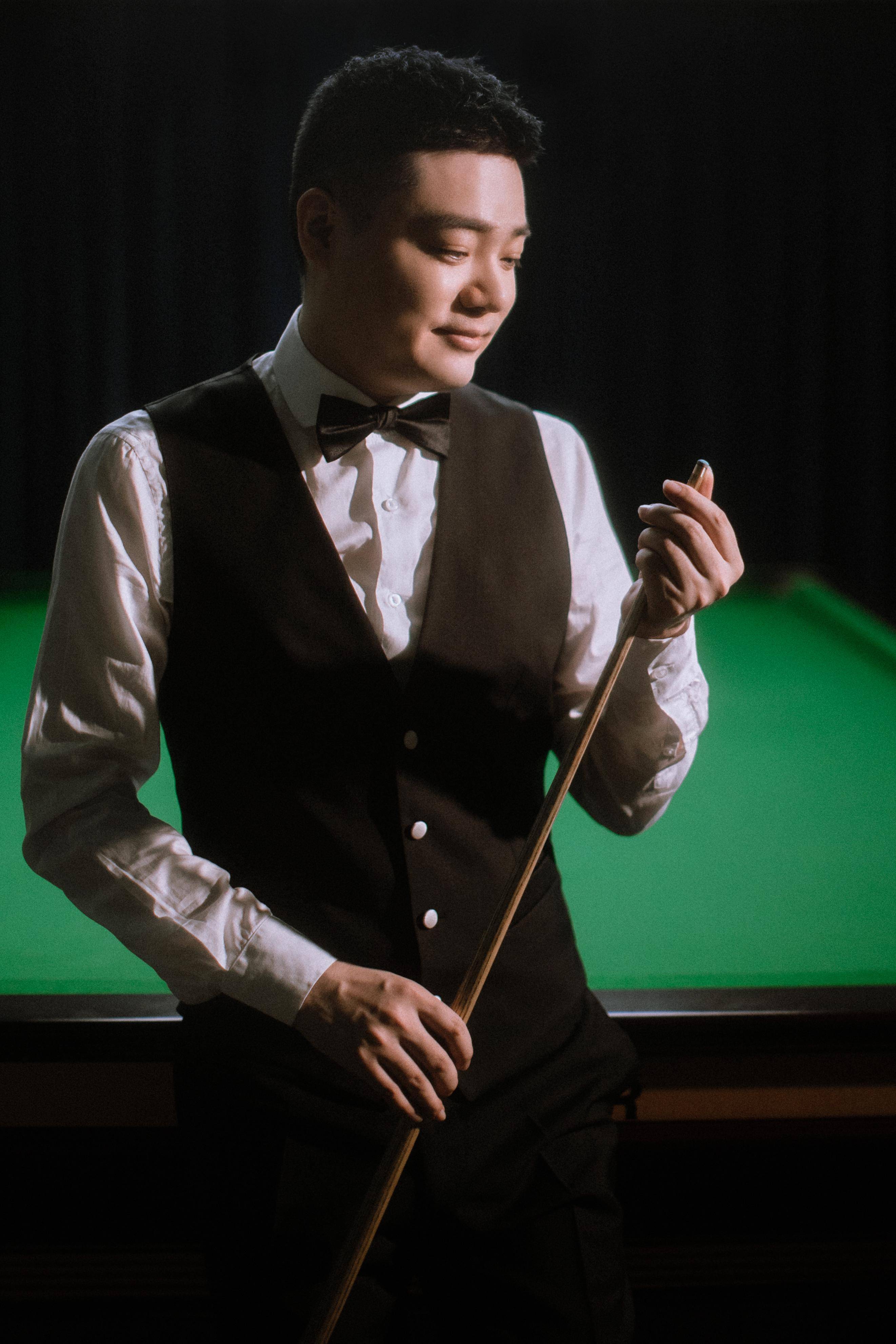 台的幕后英 台的幕后英