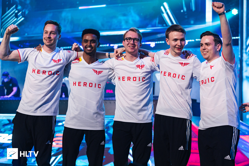 援背后的战 援背后的战