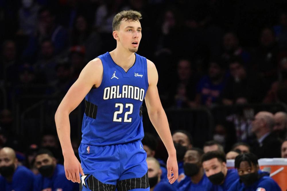 1逼平阿根 1逼平阿根